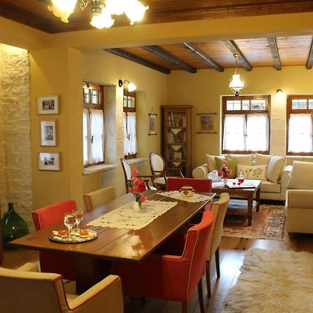 Traditional Guesthouse Marousio Rodavgi Luaran gambar