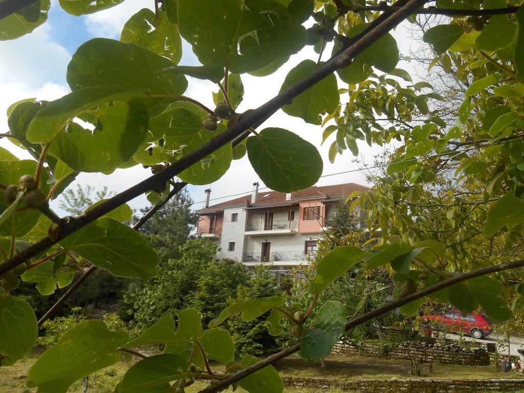 Traditional Guesthouse Marousio Rodavgi Luaran gambar